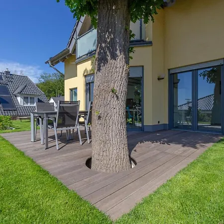 Suedstrand Mit Terrasse, Kamin Und Sauna Sellin (Rugen)