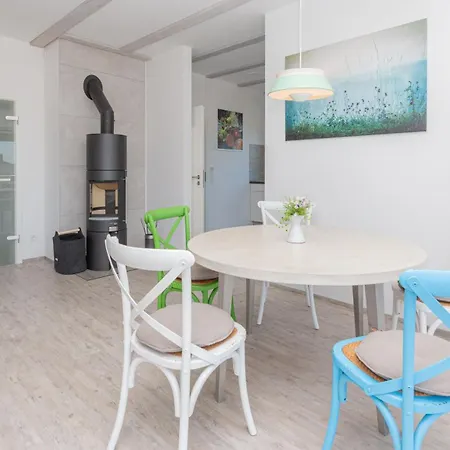 شقة Suedstrand Mit Terrasse, Kamin Und Sauna Sellin (Rugen)