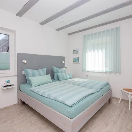 شقة Suedstrand Mit Terrasse, Kamin Und Sauna Sellin (Rugen)